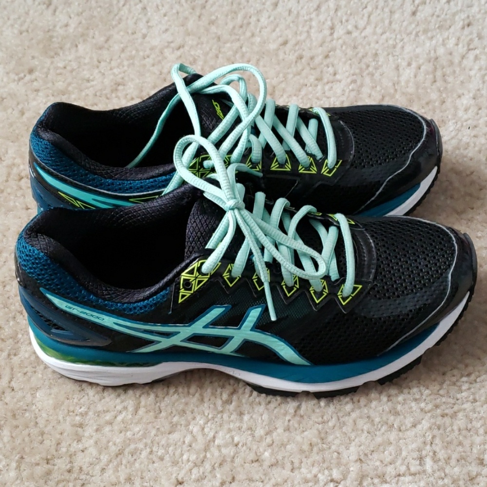 Asics GT 2000
